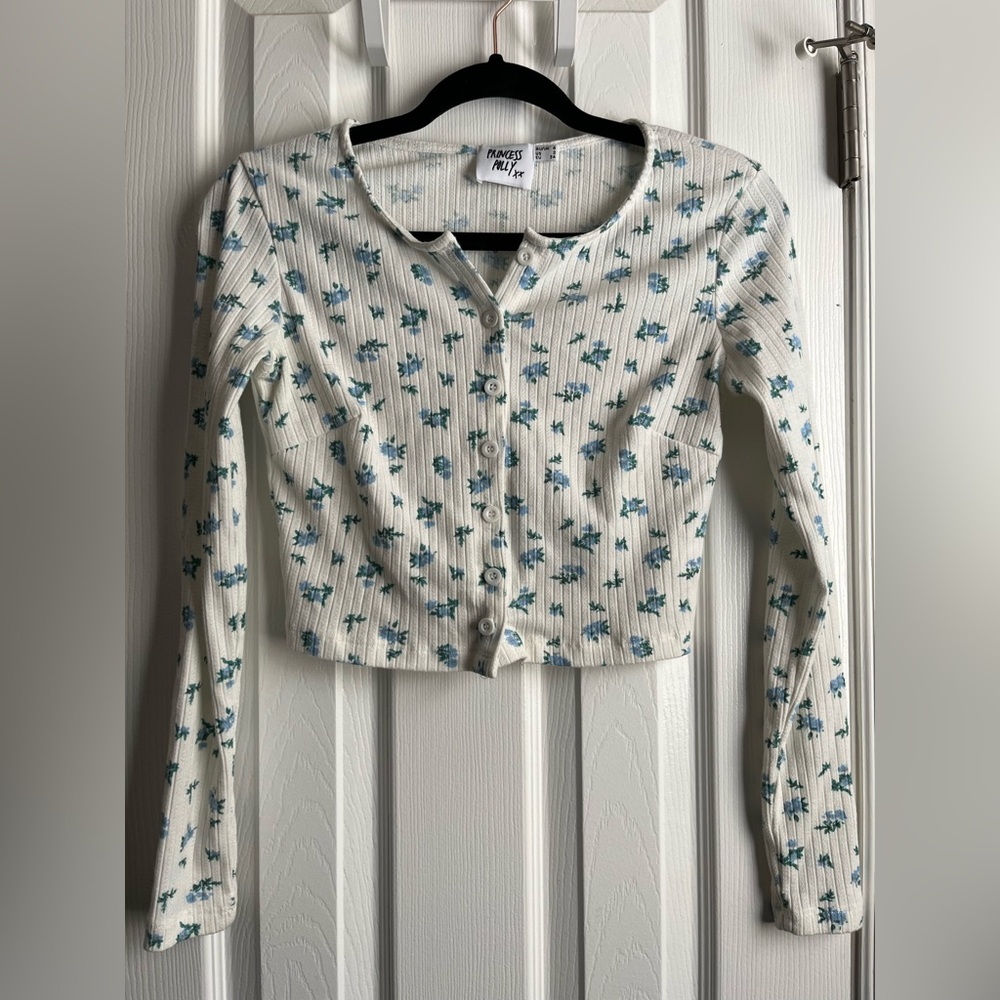 Princess Polly Floral Button-Up Crop Top - Cream and Blue cottage core